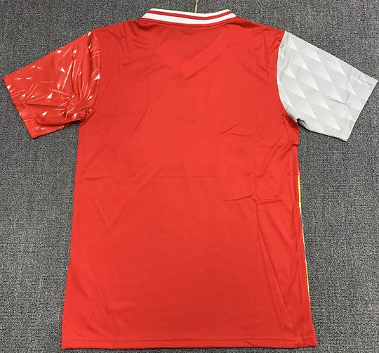 Retro Liverpool Hybrid Commemorative Edition Football Shirt