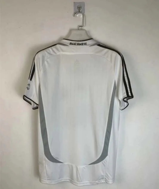 2006/2007 Retro Real Madrid Home Football Shirt