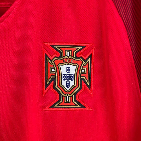 2016 Retro Long Sleeve Portugal Home Football Shirt