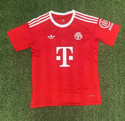 2025/2026 Bayern Munich Goalkeeper Red Football Jersey