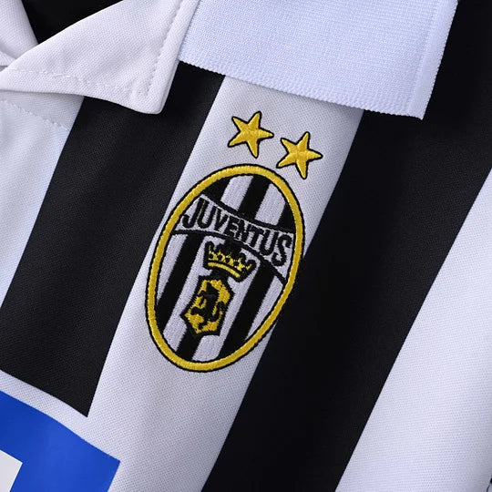 1999/2000 Retro Juventus Home Football Shirt